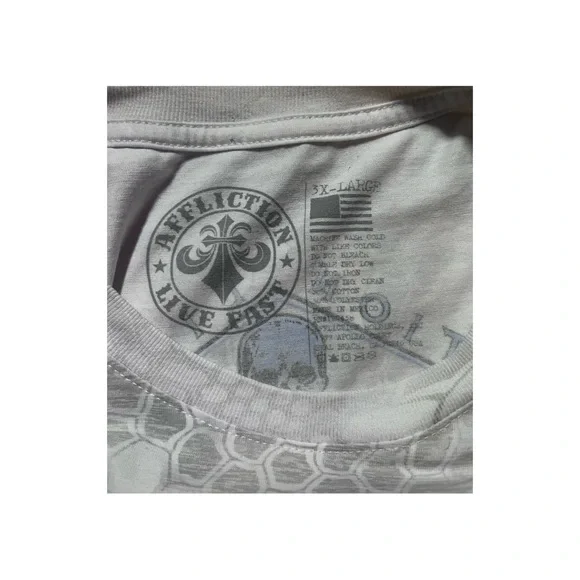 Clean well kept CHRIS KYLE affliction tee - Picture 3 of 3